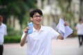Cảm xúc vỡ òa trong ngày thi đầu tiên