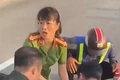 Lãnh đạo Bộ Công an gửi thư khen cán bộ Công an Thanh Hóa kịp thời cứu cháu bé bị tai nạn giao thông