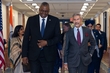 Mỹ cam kết làm sâu sắc quan hệ quốc phòng với đối tác Ấn Độ