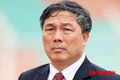 Ông Nguyễn Văn Đệ chính thức trở lại, được giao tiếp quản CLB bóng đá Thanh Hóa