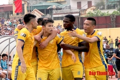 Điểm nhấn vòng 9 V.League 2019: Ấn tượng từ Thanh Hóa, Hoàng Anh Gia Lai