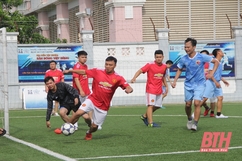 Khởi tranh Giải bóng đá Doanh nhân trẻ tỉnh Thanh Hóa năm 2020