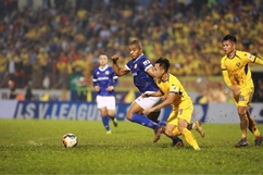 DNH Nam Định “sống sót” một cách nghẹt thở, Quảng Nam xuống hạng, Bình Định giành vé lên chơi ở V.League