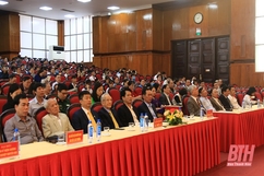 Kỷ niệm Ngày nhà Giáo Việt Nam và trao học bổng của gia đình Giáo sư Lê Viết Ly cho học sinh, sinh viên