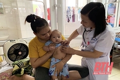 Thanh Hoá: Gia tăng bệnh nhi nhập viện do viêm phổi, viêm tiểu phế quản