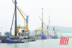 Thanh Hoá tiếp tục hỗ trợ doanh nghiệp vận chuyển hàng hóa bằng container qua Cảng Nghi Sơn