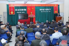 Đồng chí Trịnh Văn Chiến, Ủy viên Trung ương Đảng dự buổi sinh hoạt và nói chuyện với hội viên Câu lạc bộ Hàm Rồng