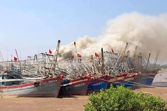 Huyện Hậu Lộc: Cháy tàu cá đang neo đậu, thiệt hại trên 200 triệu đồng