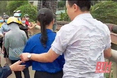 Lái xe taxi Công ty Mai Linh Thanh Hóa dũng cảm cứu người
