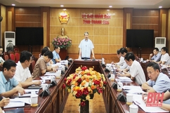 Phó chủ tịch UBND tỉnh Lê Đức Giang nghe báo cáo nhiệm vụ xây dựng bản đồ nông hóa thổ nhưỡng; dự thảo cơ chế, chính sách phát triển nông nghiệp
