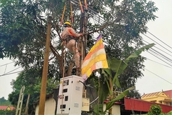 Lắp đặt tụ bù công suất phản kháng giảm tổn thất điện năng tại Điện lực Vĩnh Lộc