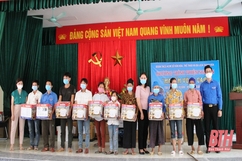 Đoàn Thanh niên Sở VH, TT&DL tổ chức chương trình “Mái ấm vùng cao” tại xã Nam Xuân