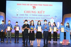 Chủ tịch UBND tỉnh tặng Bằng khen cho 6 tác giả, nhóm tác giả đoạt giải tại Cuộc thi “Ý tưởng khởi nghiệp trong đoàn viên, thanh niên tỉnh Thanh Hóa” lần thứ VIII