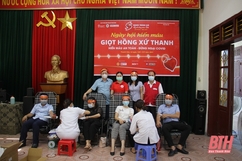 Công đoàn Báo Thanh Hóa hưởng ứng Chương trình “Hành trình đỏ - Kết nối dòng máu Việt”