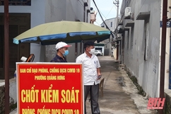 Phát phiếu đi chợ tại Tổ dân phố 1, phường Quảng Hưng (TP Thanh Hóa): Cần rút kinh nghiệm khi thực thi nhiệm vụ