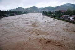 Xây dựng mực nước tương ứng với cấp báo động lũ tại các sông thuộc địa bàn tỉnh