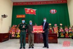 LLVT huyện Hậu Lộc bàn giao kinh phí xây dựng Nông thôn mới