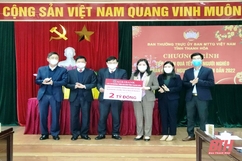 Các chi nhánh Ngân hàng Agribank trên địa bàn tỉnh Thanh Hóa trao 4.000 suất quà tết cho người nghèo