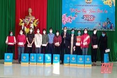 LĐLĐ huyện Nông Cống tổ chức chương trình “Tết sum vầy - Xuân bình an”