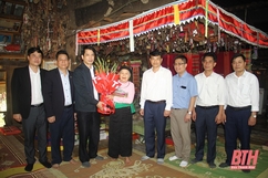 Trưởng ban Tuyên giáo Tỉnh ủy Đào Xuân Yên chúc tết những tài năng tiêu biểu tại huyện Ngọc Lặc