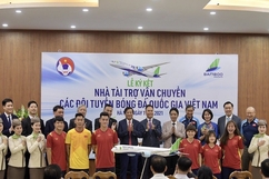 Đội tuyển bóng đá nữ quốc gia về nước trên chuyên cơ của Bamboo Airways