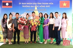 Trường ĐH Hồng Đức tổ chức lễ mừng Tết Bunpimay cho lưu học sinh Lào