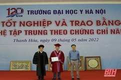 Trường Đại học Y Hà Nội trao bằng tốt nghiệp CKI, CKII hệ tập trung theo chứng chỉ tại Thanh Hoá