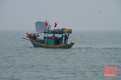 Một ngư dân mất tích trên vùng biển Thanh Hóa