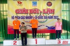 Giải Bơi vô địch các nhóm tuổi năm 2022: Phạm Thị Vân khởi đầu ấn tượng với 5 huy chương vàng
