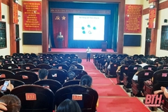 Huyện Hà Trung khai giảng lớp bồi dưỡng nâng cao kiến thức “Văn hóa công vụ” cho đội ngũ cán bộ, công chức