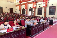 Đoàn ĐBQH tỉnh Thanh Hóa tiếp xúc cử tri huyện Hà Trung và thị xã Bỉm Sơn