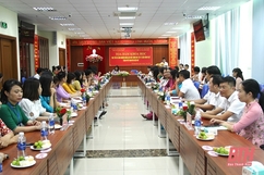 Tọa đàm khoa học “Thực tiễn và kinh nghiệm nâng cao chất lượng học tập lý luận chính trị ở TP Thanh Hóa”