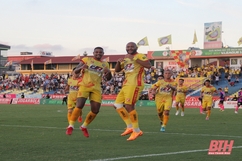 Thắng đậm Sài Gòn FC, Đông Á Thanh Hóa vươn lên vị trí thứ 8