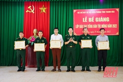 Bế giảng lớp đào tạo tiếng dân tộc Mông năm 2022