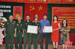 Công đoàn Bộ Công thương thăm, tặng quà tại Trung tâm chăm sóc, nuôi dưỡng người có công tỉnh Thanh Hoá