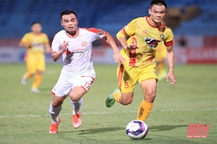 Đông Á Thanh Hóa quyết thắng trong trận lượt về derby Bắc Trung Bộ