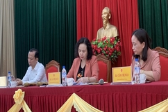 Đoàn ĐBQH tỉnh Thanh Hóa tiếp xúc cử tri huyện Thạch Thành và thị xã Bỉm Sơn