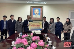 Quỹ Thiện Tâm tặng 2.000 suất quà Tết cho hộ nghèo tỉnh Thanh Hóa