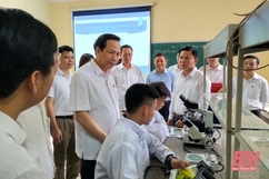 Bộ trưởng Bộ Lao động, Thương binh và Xã hội Đào Ngọc Dung thăm, làm việc tại Trường Cao đẳng Nông nghiệp Thanh Hóa