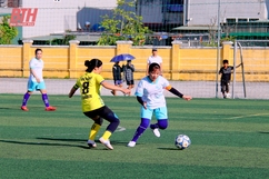 Khởi tranh Giải bóng đá nữ công nhân huyện Hậu Lộc mở rộng lần thứ I - năm 2023