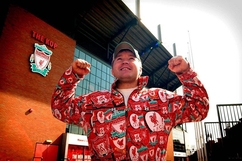 Câu chuyện về Tage Herstad, “fan cuồng” tham dự 1.000 trận đấu của Liverpool