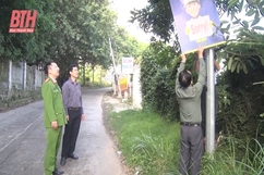 Thị xã Nghi Sơn ra quân giải tỏa hành lang an toàn giao thông