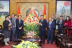 Đoàn đại biểu cấp cao tỉnh Hủa Phăn chúc tết Đảng bộ, chính quyền và Nhân dân các dân tộc tỉnh Thanh Hóa