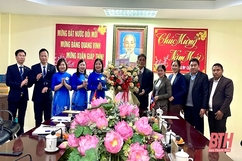 Đoàn công tác Mặt trận Lào xây dựng đất nước tỉnh Hủa Phăn chúc tết cổ truyền Việt Nam tại Ủy ban MTTQ tỉnh Thanh Hóa