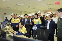 Bí thư Tỉnh ủy Đỗ Trọng Hưng dự lễ ra quân sản xuất đầu xuân tại Nhà máy Nhiệt điện BOT Nghi Sơn 2