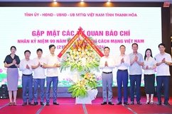 Lãnh đạo tỉnh gặp mặt các cơ quan báo chí nhân kỷ niệm 99 năm ngày Báo chí cách mạng Việt Nam