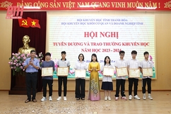 Nhân Ngày Khuyến học Việt Nam 2/10: Phát triển mạnh mẽ, sâu rộng phong trào khuyến học, khuyến tài