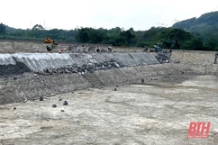Đẩy nhanh tiến độ thi công Tiểu dự án đầu tư xây dựng công trình cải thiện cơ sở hạ tầng đô thị huyện Ngọc Lặc 