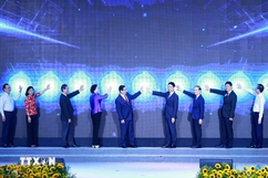 Thủ tướng: Đổi mới sáng tạo và chuyển đổi số không phân biệt giới tính, tuổi tác, tôn giáo