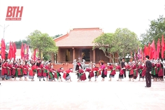 Trang phục truyền thống của đồng bào dân tộc Thổ ở Như Xuân